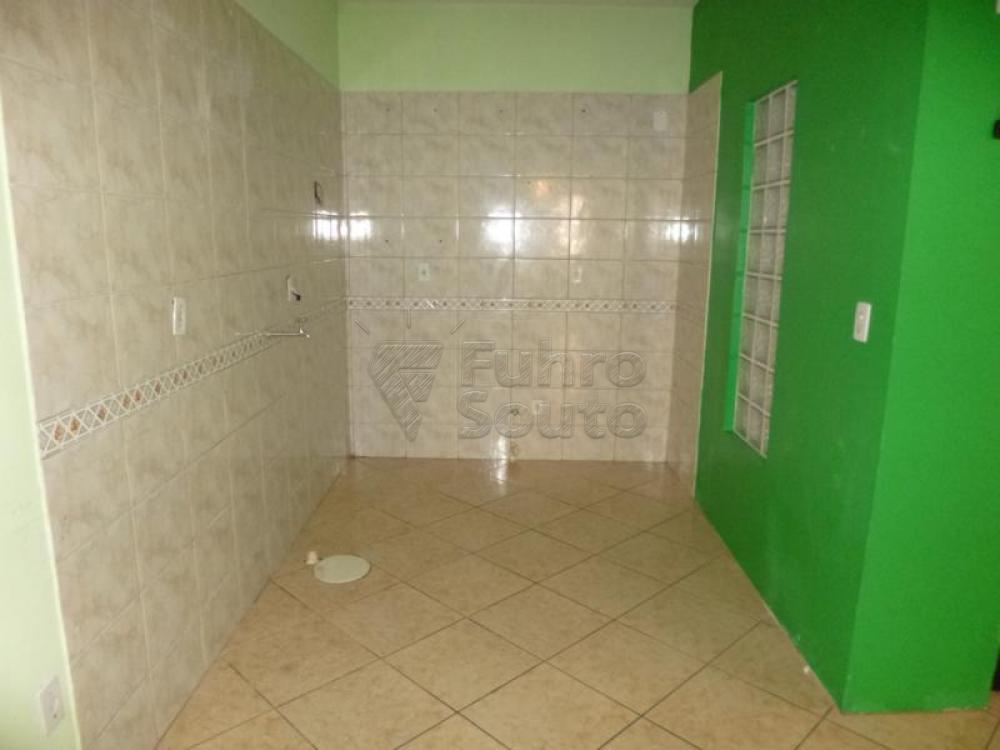 Comprar Casa / Padrão em Pelotas R$ 450.000,00 - Foto 5 Comprar Casa / Padrão em Pelotas R$ 450.000,00 - Foto 5