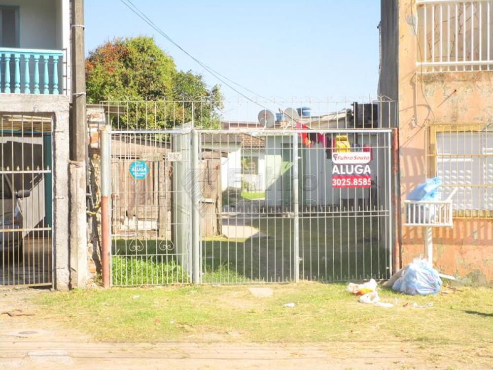 Alugar Casa / Padrão em Pelotas R$ 550,00 - Foto 1 Alugar Casa / Padrão em Pelotas R$ 550,00 - Foto 1