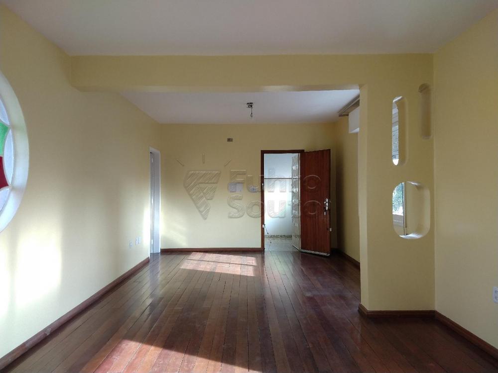 Alugar Apartamento / Padrão em Pelotas R$ 2.000,00 - Foto 2