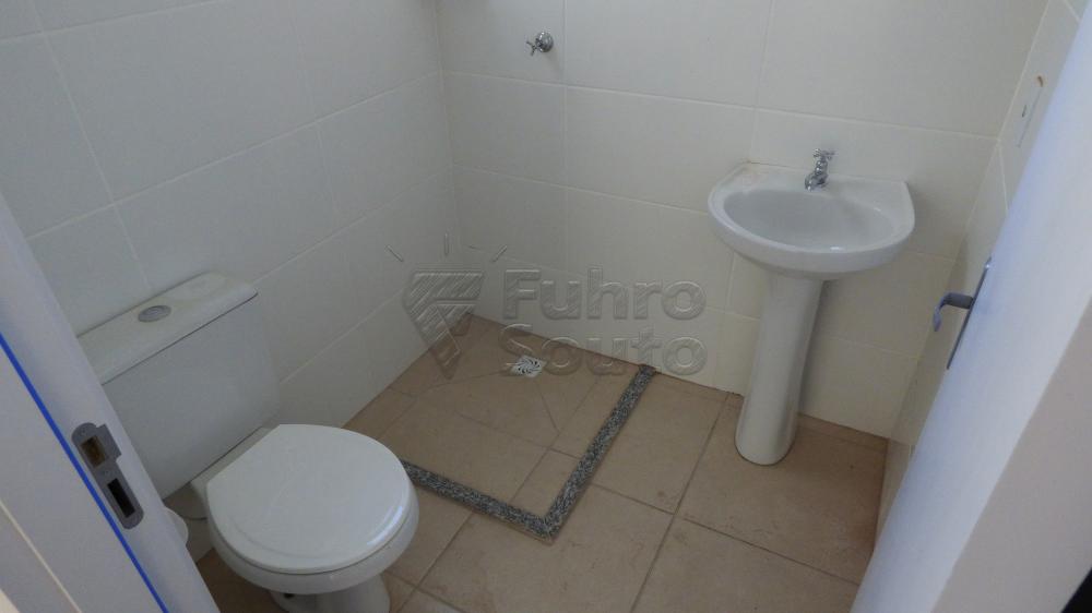 Alugar Apartamento / Padrão em Pelotas R$ 450,00 - Foto 7
