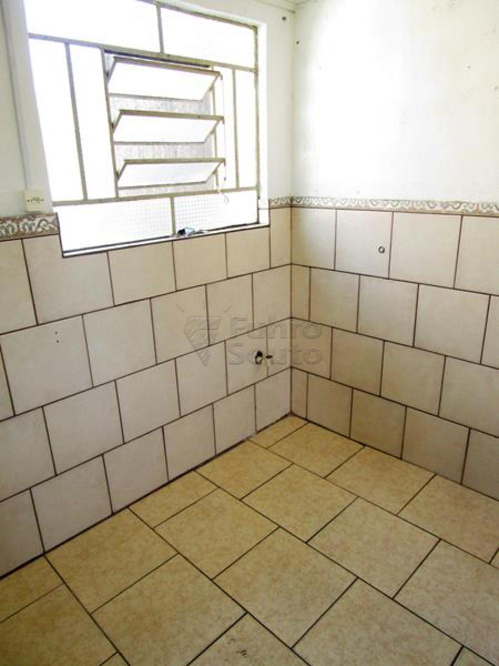 Alugar Apartamento / Fora de Condomínio em Pelotas R$ 650,00 - Foto 5 Alugar Apartamento / Fora de Condomínio em Pelotas R$ 650,00 - Foto 5