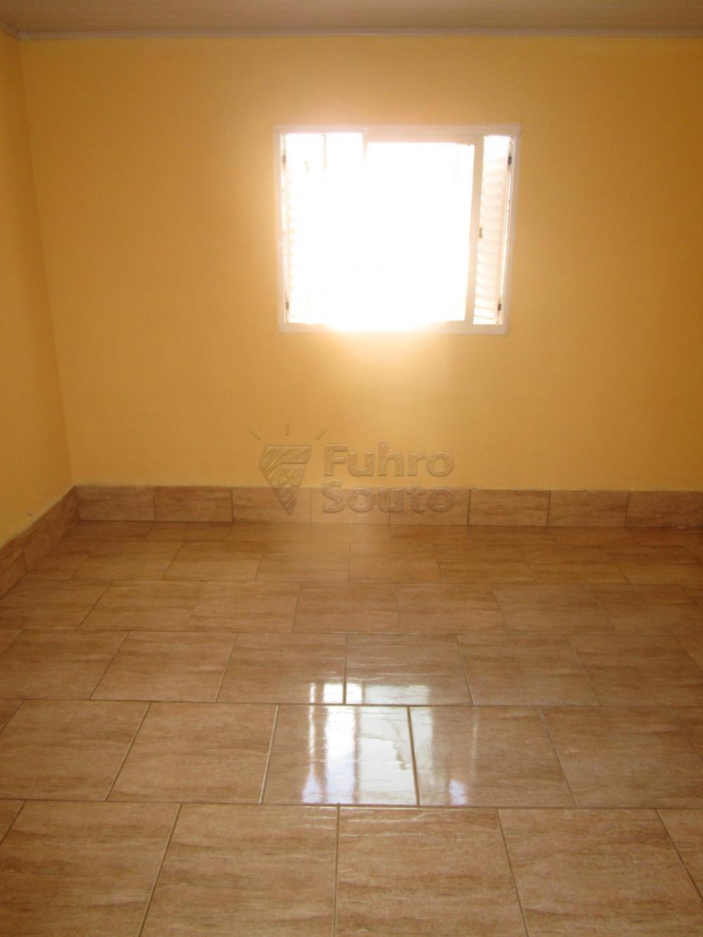 Alugar Casa / Padrão em Pelotas R$ 800,00 - Foto 3 Alugar Casa / Padrão em Pelotas R$ 800,00 - Foto 3