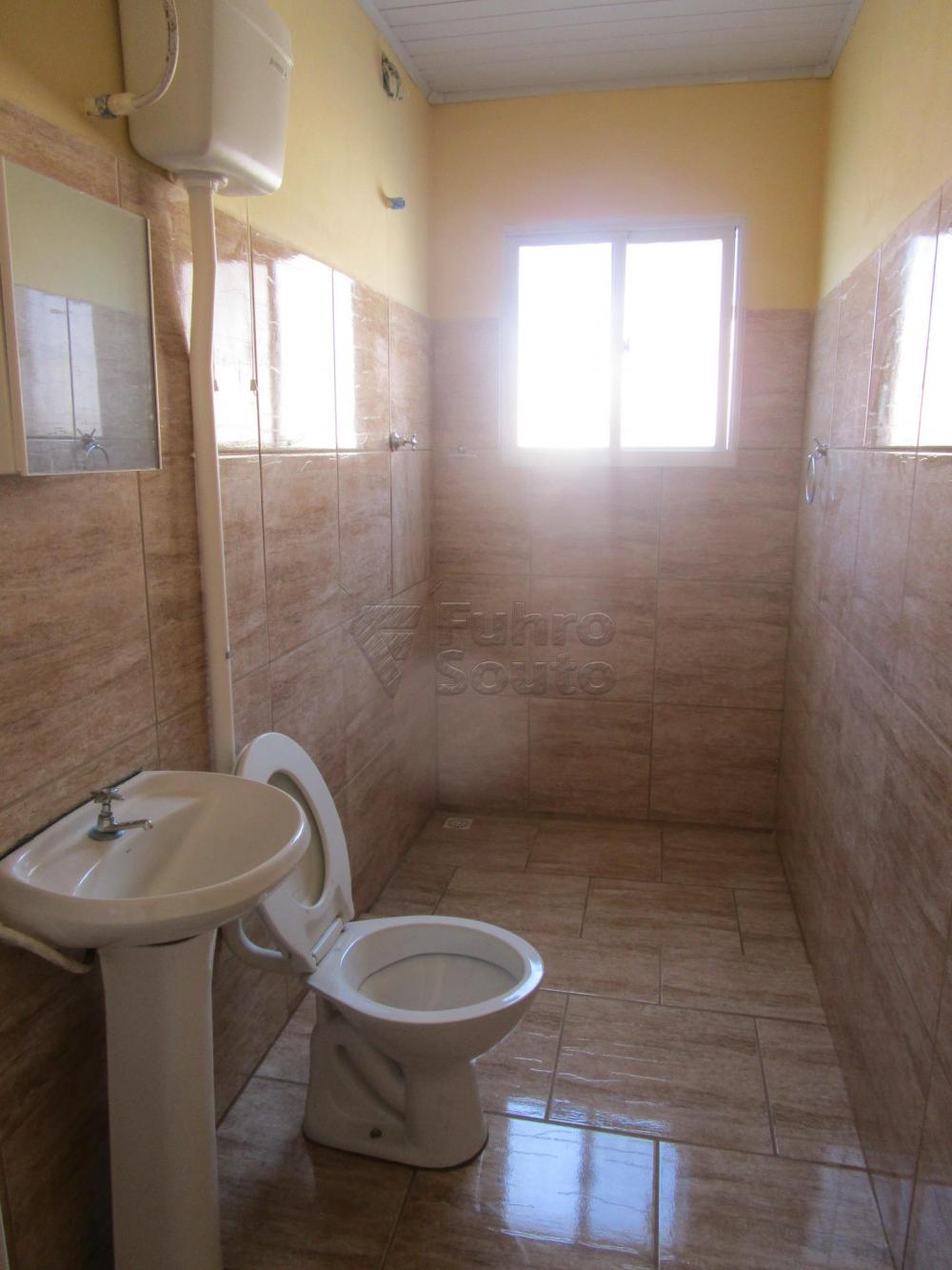 Alugar Casa / Padrão em Pelotas R$ 800,00 - Foto 9 Alugar Casa / Padrão em Pelotas R$ 800,00 - Foto 9