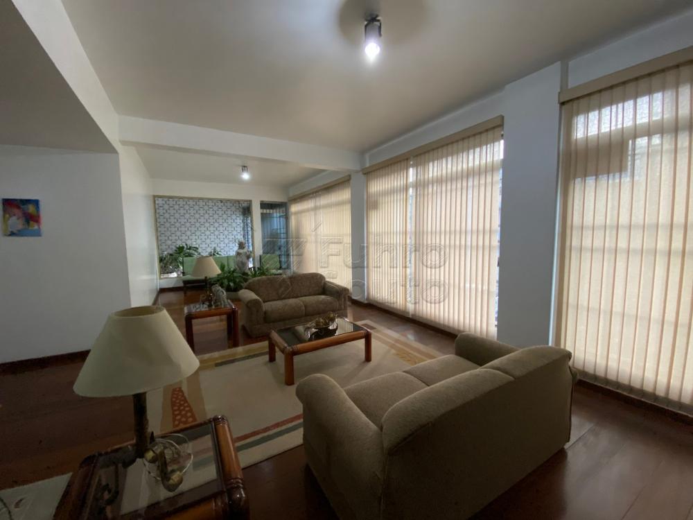 Comprar Apartamento / Padrão em Pelotas R$ 1.200.000,00 - Foto 4