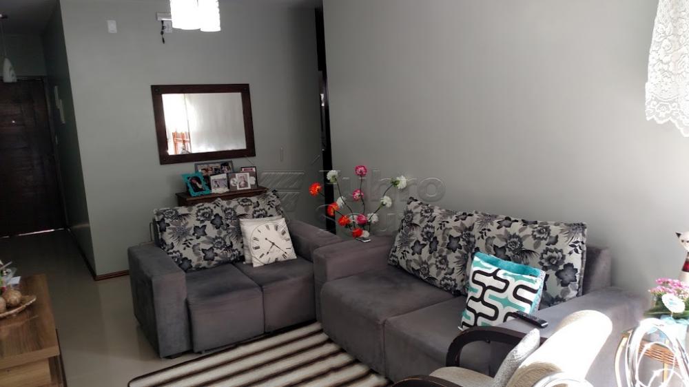 Comprar Casa / Padrão em Pelotas R$ 370.000,00 - Foto 1 Comprar Casa / Padrão em Pelotas R$ 370.000,00 - Foto 1