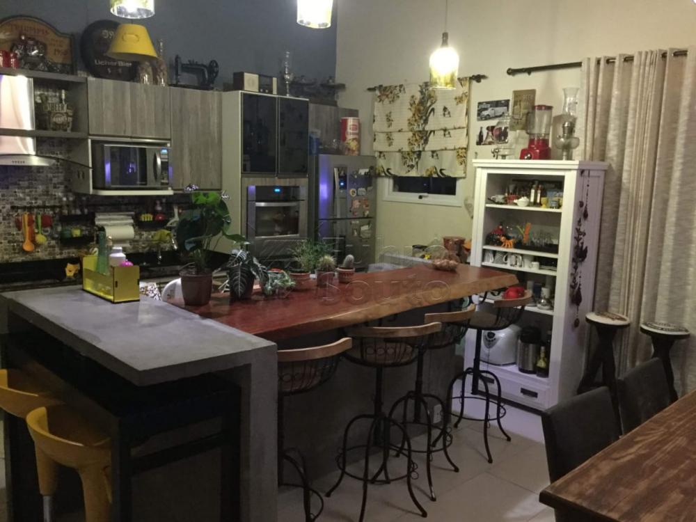 Comprar Casa / Padrão em Pelotas R$ 590.000,00 - Foto 3 Comprar Casa / Padrão em Pelotas R$ 590.000,00 - Foto 3