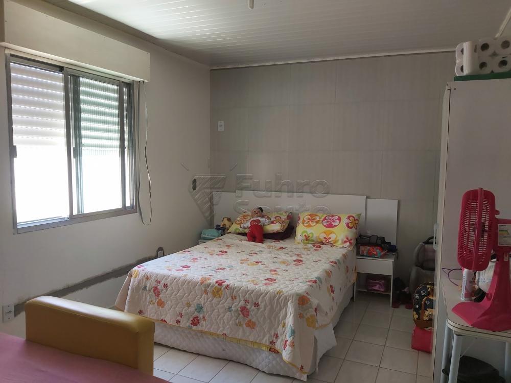 Comprar Apartamento / Fora de Condomínio em Pelotas R$ 170.000,00 - Foto 5