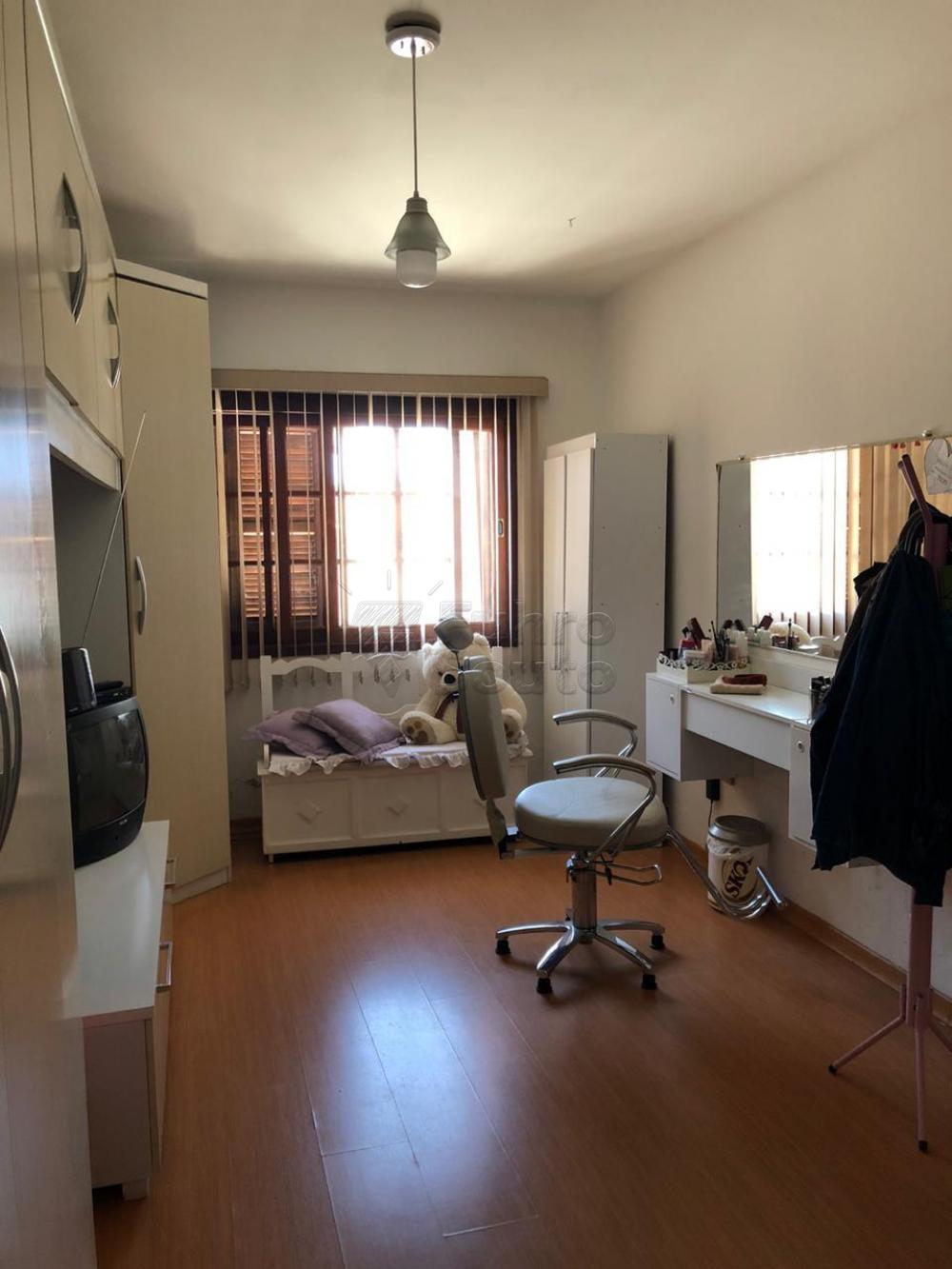 Comprar Casa / Padrão em Pelotas R$ 670.000,00 - Foto 13 Comprar Casa / Padrão em Pelotas R$ 670.000,00 - Foto 13