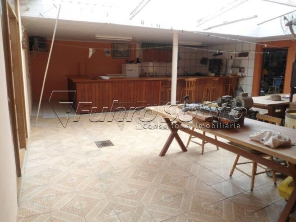 Comprar Casa / Padrão em Pelotas R$ 450.000,00 - Foto 4 Comprar Casa / Padrão em Pelotas R$ 450.000,00 - Foto 4