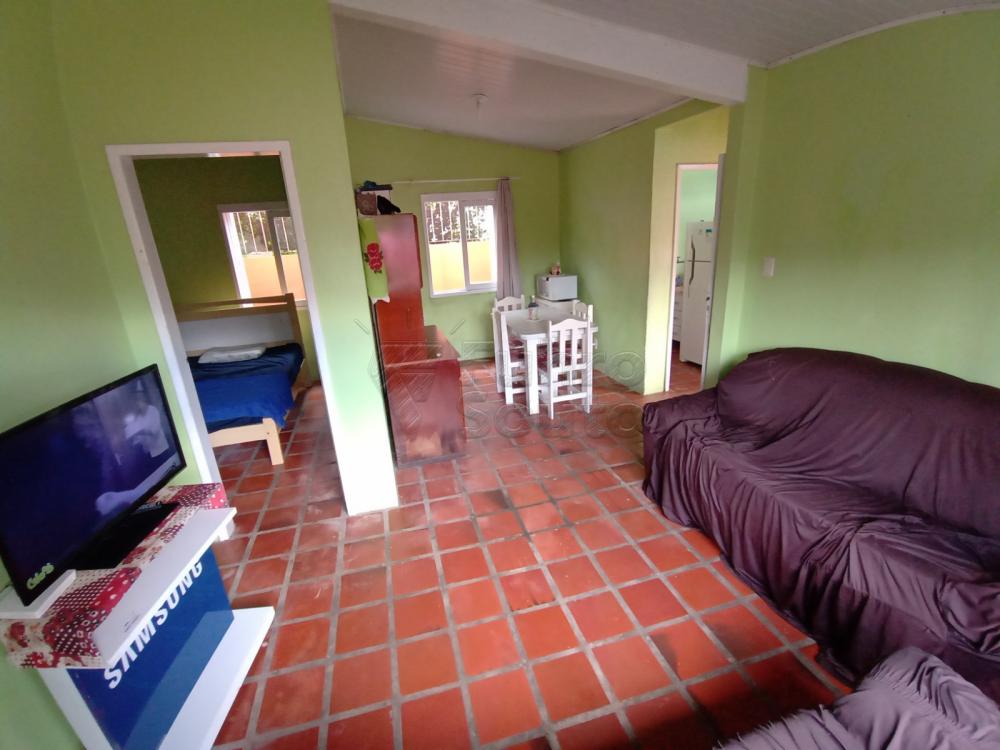 Comprar Casa / Padrão em Pelotas R$ 350.000,00 - Foto 1 Comprar Casa / Padrão em Pelotas R$ 350.000,00 - Foto 1