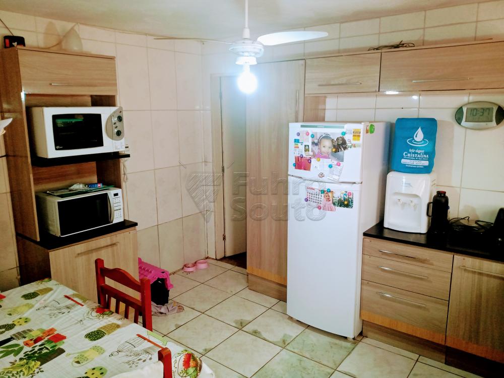 Comprar Casa / Padrão em Pelotas R$ 170.000,00 - Foto 5 Comprar Casa / Padrão em Pelotas R$ 170.000,00 - Foto 5