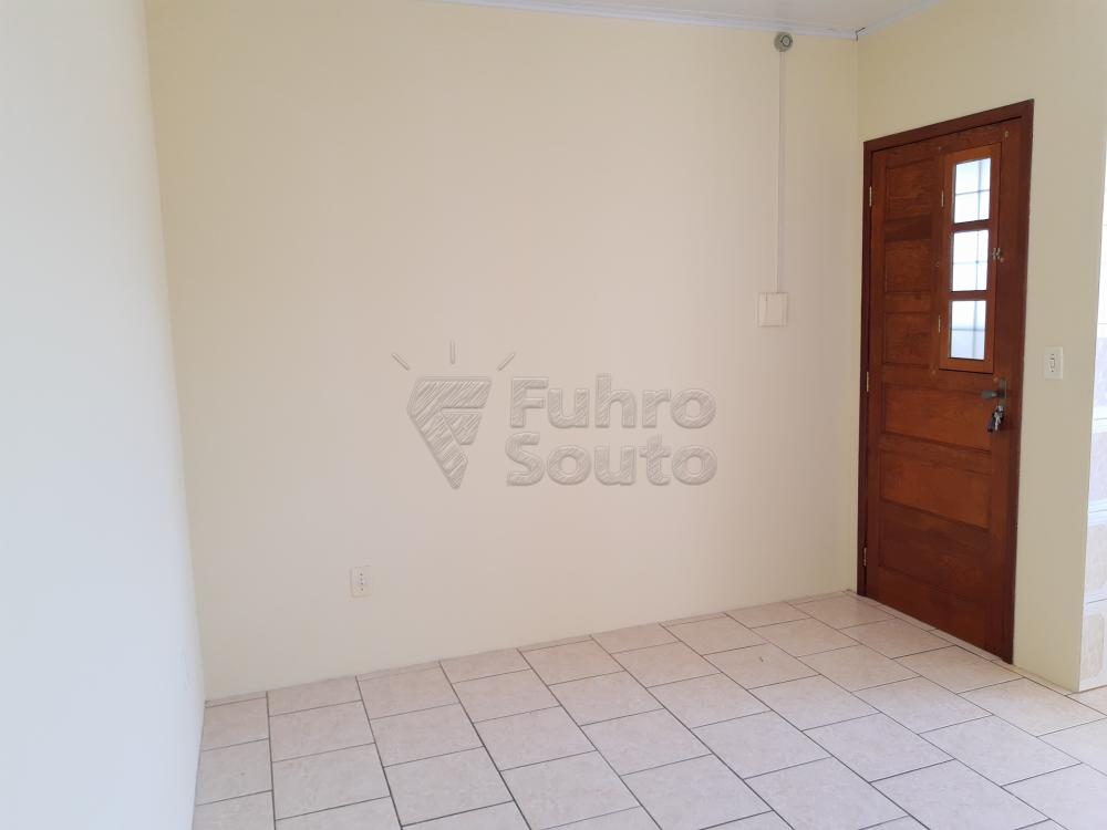 Alugar Apartamento / Fora de Condomínio em Pelotas R$ 700,00 - Foto 1 Alugar Apartamento / Fora de Condomínio em Pelotas R$ 700,00 - Foto 1