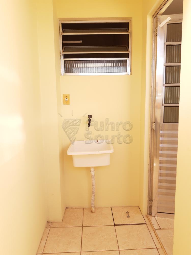 Alugar Apartamento / Fora de Condomínio em Pelotas R$ 700,00 - Foto 8 Alugar Apartamento / Fora de Condomínio em Pelotas R$ 700,00 - Foto 8