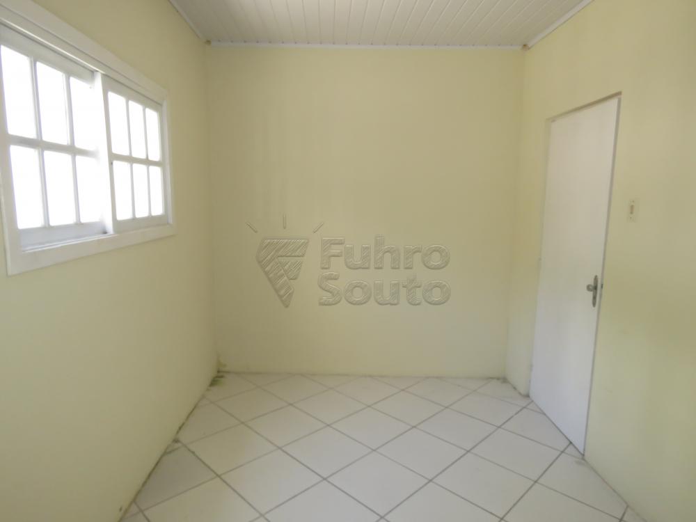 Alugar Comercial / Casa em Pelotas R$ 1.650,00 - Foto 16
