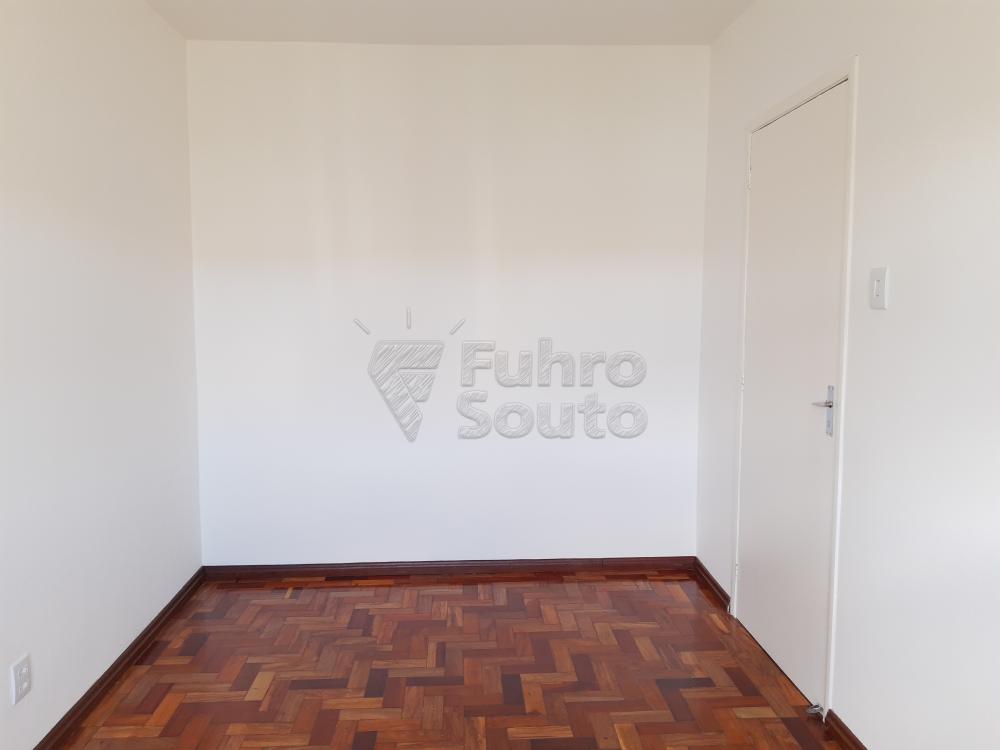 DORMITORIO 2 Alugar Apartamento / Padrão em Pelotas R$ 1.000,00 - Foto 9