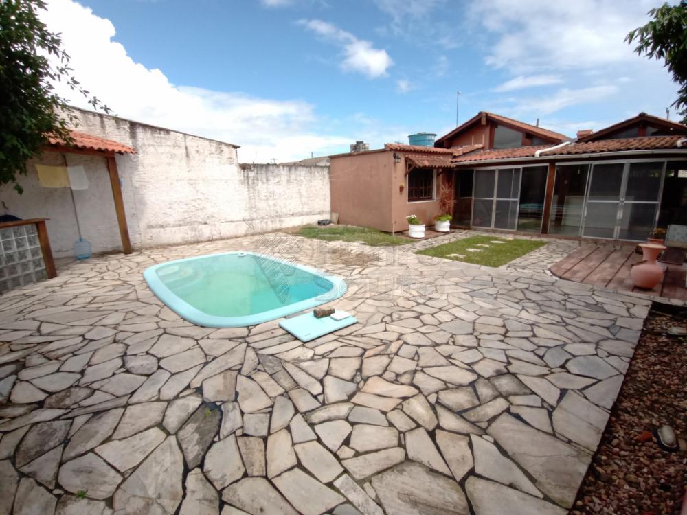 Comprar Casa / Padrão em Pelotas R$ 320.000,00 - Foto 12 Comprar Casa / Padrão em Pelotas R$ 320.000,00 - Foto 12