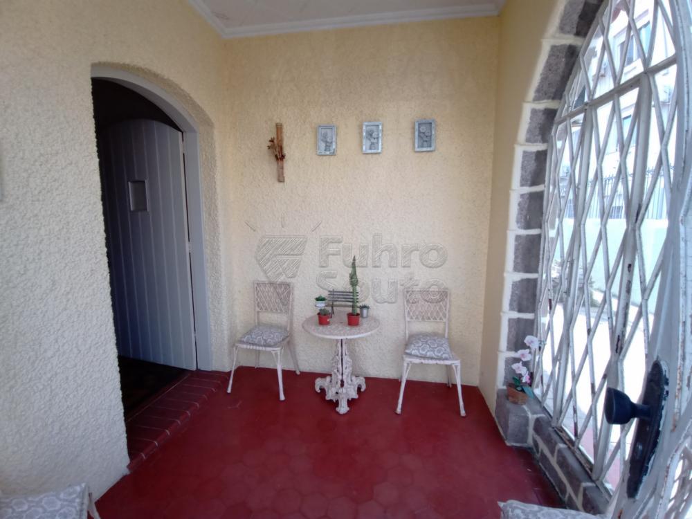 Comprar Casa / Padrão em Pelotas R$ 1.590.000,00 - Foto 1 Comprar Casa / Padrão em Pelotas R$ 1.590.000,00 - Foto 1