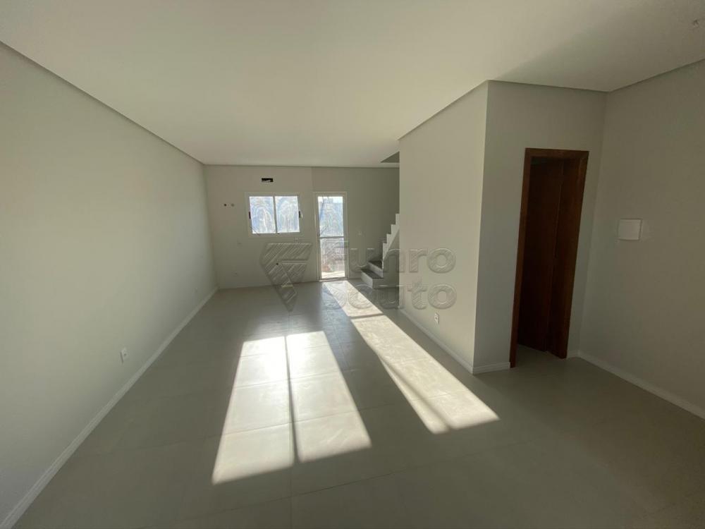 Comprar Casa / Padrão em Pelotas R$ 320.000,00 - Foto 1 Comprar Casa / Padrão em Pelotas R$ 320.000,00 - Foto 1