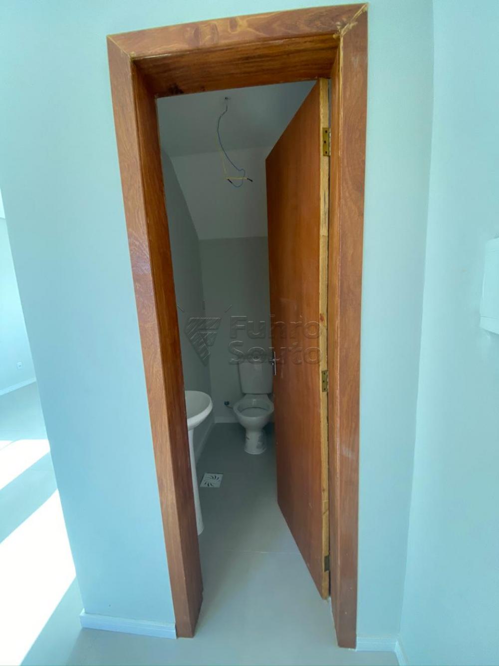 Comprar Casa / Padrão em Pelotas R$ 320.000,00 - Foto 5 Comprar Casa / Padrão em Pelotas R$ 320.000,00 - Foto 5