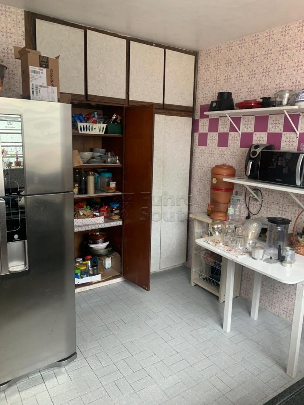 Comprar Casa / Padrão em Pelotas R$ 477.000,00 - Foto 8 Comprar Casa / Padrão em Pelotas R$ 477.000,00 - Foto 8