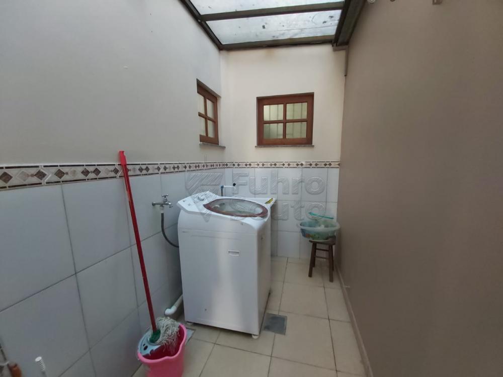 Comprar Casa / Padrão em Pelotas R$ 490.000,00 - Foto 3 Comprar Casa / Padrão em Pelotas R$ 490.000,00 - Foto 3