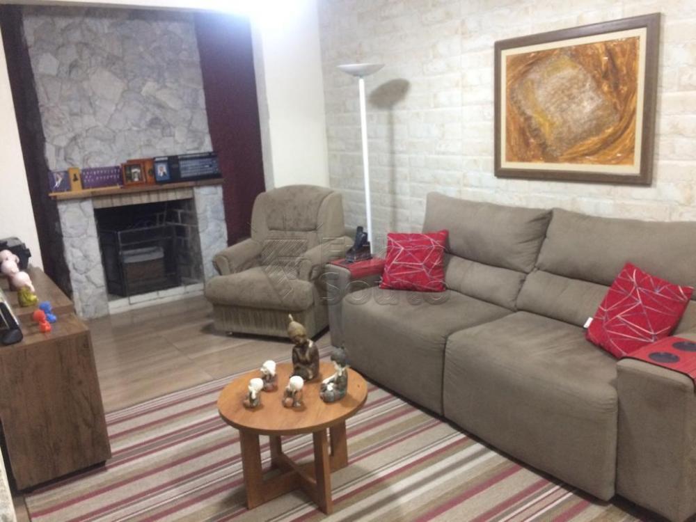 Comprar Casa / Padrão em Pelotas R$ 380.000,00 - Foto 1 Comprar Casa / Padrão em Pelotas R$ 380.000,00 - Foto 1