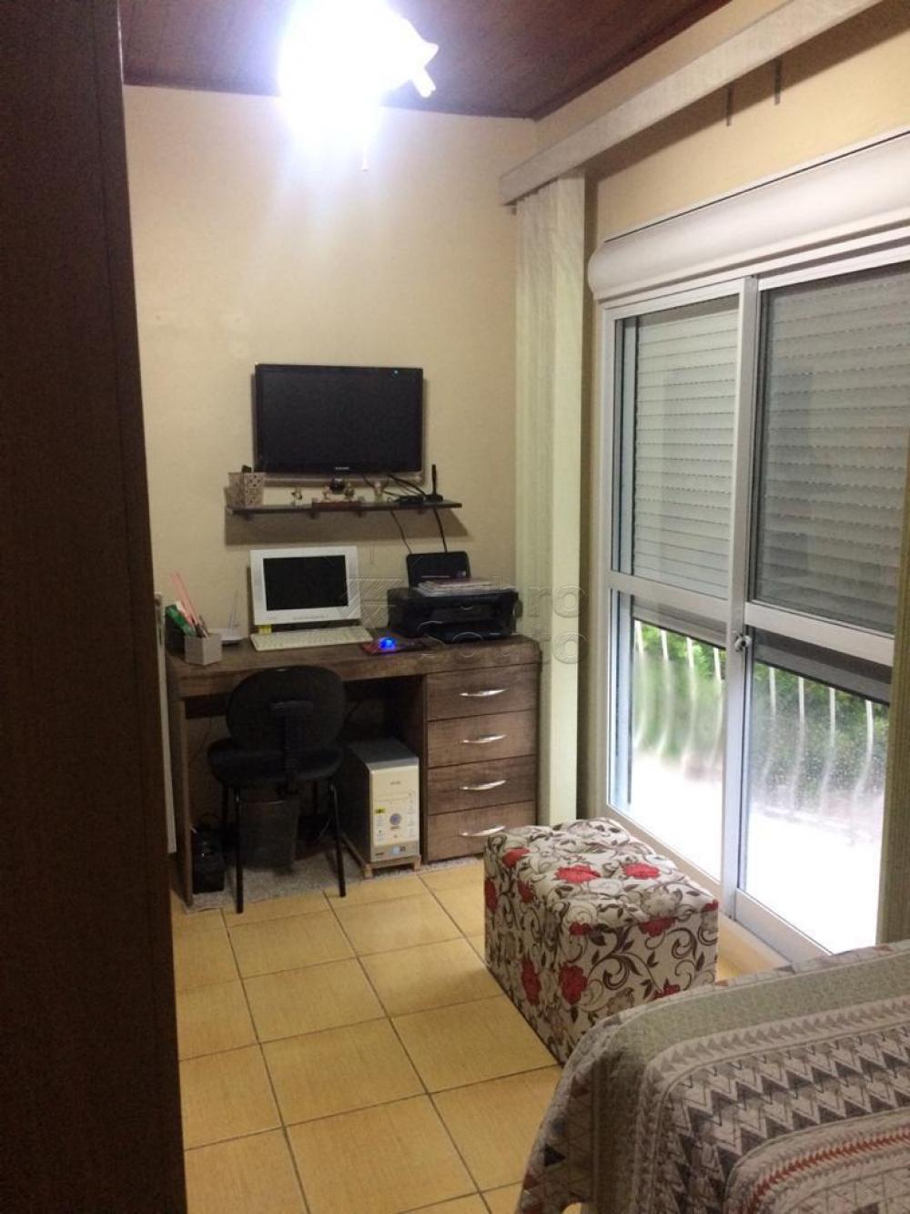 Comprar Casa / Padrão em Pelotas R$ 380.000,00 - Foto 5 Comprar Casa / Padrão em Pelotas R$ 380.000,00 - Foto 5
