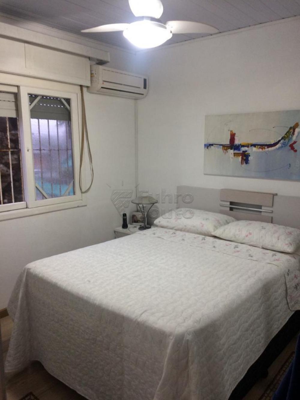 Comprar Casa / Padrão em Pelotas R$ 380.000,00 - Foto 3 Comprar Casa / Padrão em Pelotas R$ 380.000,00 - Foto 3