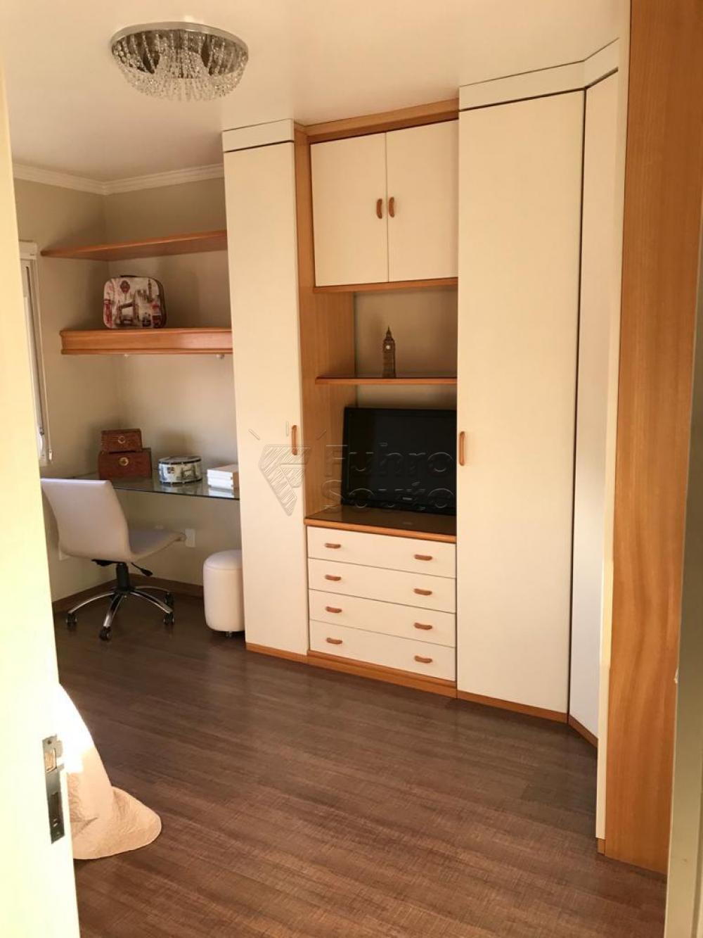 Comprar Casa / Condomínio em Pelotas R$ 1.350.000,00 - Foto 12 Comprar Casa / Condomínio em Pelotas R$ 1.350.000,00 - Foto 12