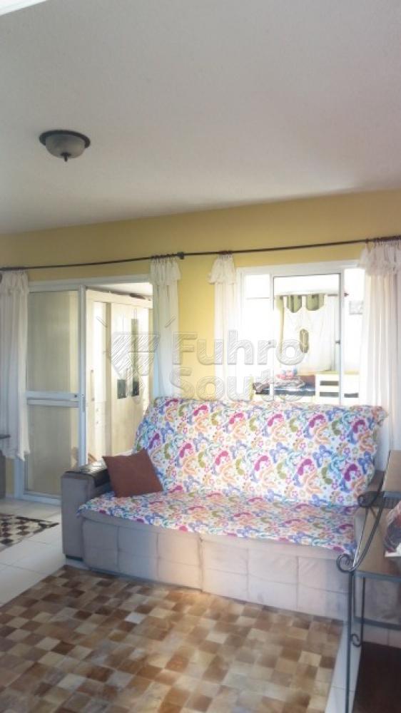 Comprar Casa / Condomínio em Pelotas R$ 430.000,00 - Foto 1 Comprar Casa / Condomínio em Pelotas R$ 430.000,00 - Foto 1