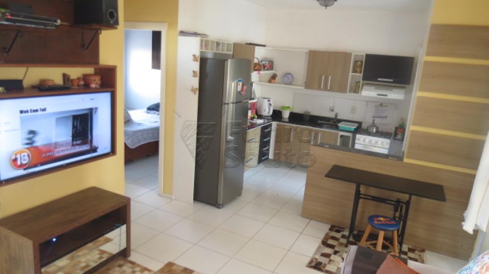 Comprar Casa / Condomínio em Pelotas R$ 430.000,00 - Foto 6 Comprar Casa / Condomínio em Pelotas R$ 430.000,00 - Foto 6