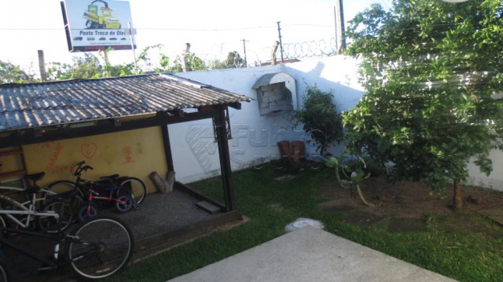 Comprar Casa / Condomínio em Pelotas R$ 430.000,00 - Foto 15 Comprar Casa / Condomínio em Pelotas R$ 430.000,00 - Foto 15