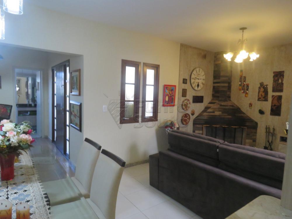 Comprar Casa / Padrão em Pelotas R$ 480.000,00 - Foto 3 Comprar Casa / Padrão em Pelotas R$ 480.000,00 - Foto 3