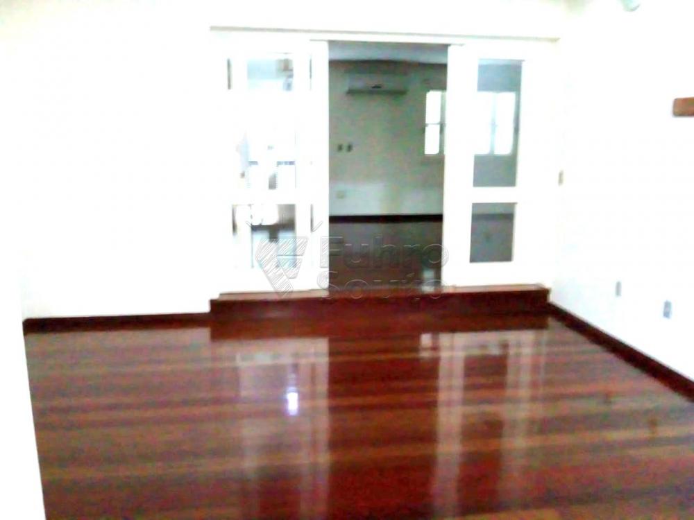 Comprar Casa / Padrão em Pelotas R$ 1.180.000,00 - Foto 4 Comprar Casa / Padrão em Pelotas R$ 1.180.000,00 - Foto 4