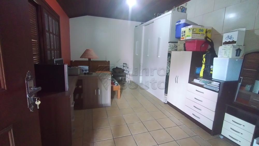 Comprar Casa / Padrão em Pelotas R$ 1.300.000,00 - Foto 13