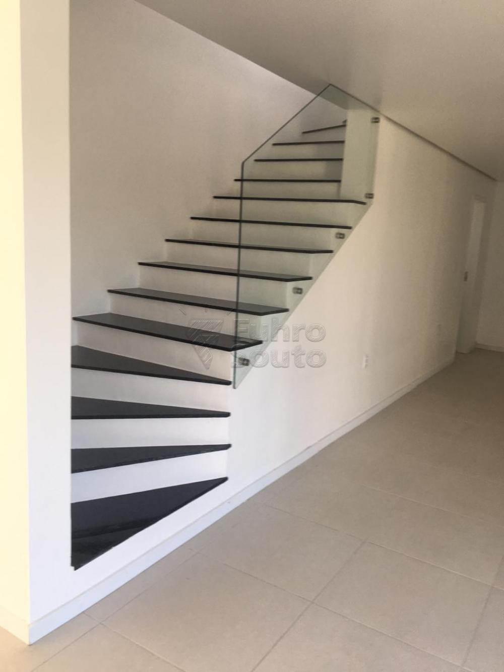 Comprar Casa / Padrão em Pelotas R$ 426.000,00 - Foto 8 Comprar Casa / Padrão em Pelotas R$ 426.000,00 - Foto 8