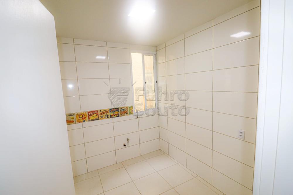 Alugar Apartamento / Padrão em Pelotas R$ 900,00 - Foto 4 Alugar Apartamento / Padrão em Pelotas R$ 900,00 - Foto 4