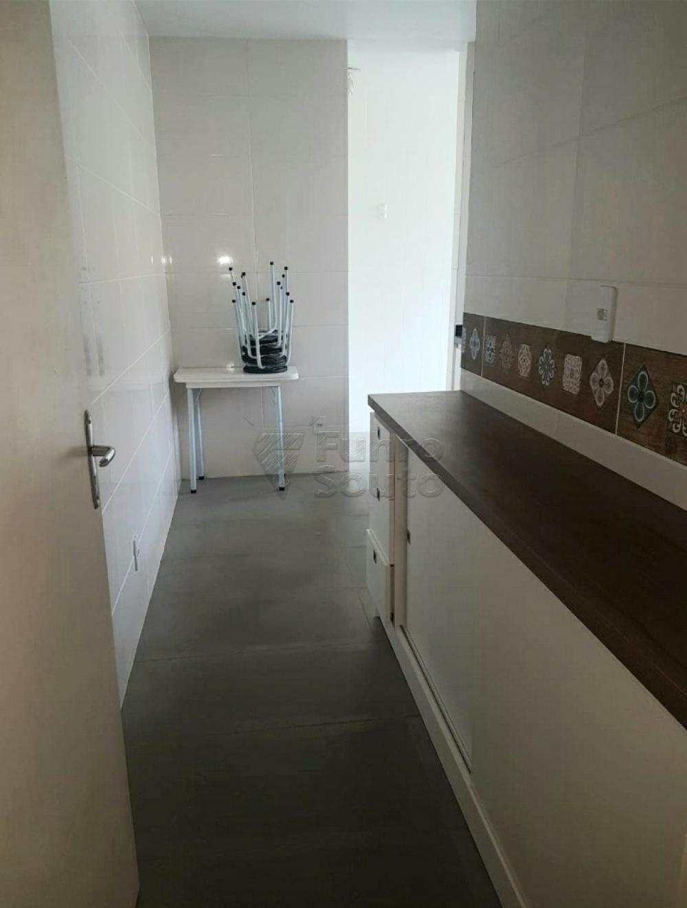 Comprar Apartamento / Padrão em Pelotas R$ 320.000,00 - Foto 4 Comprar Apartamento / Padrão em Pelotas R$ 320.000,00 - Foto 4