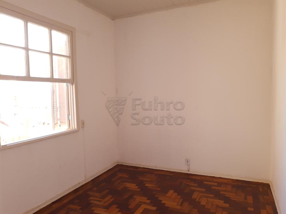 Alugar Apartamento / Fora de Condomínio em Pelotas R$ 980,00 - Foto 8 Alugar Apartamento / Fora de Condomínio em Pelotas R$ 980,00 - Foto 8