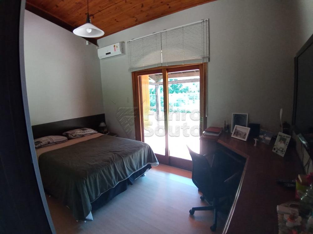 Comprar Casa / Padrão em Pelotas R$ 920.000,00 - Foto 19 Comprar Casa / Padrão em Pelotas R$ 920.000,00 - Foto 19
