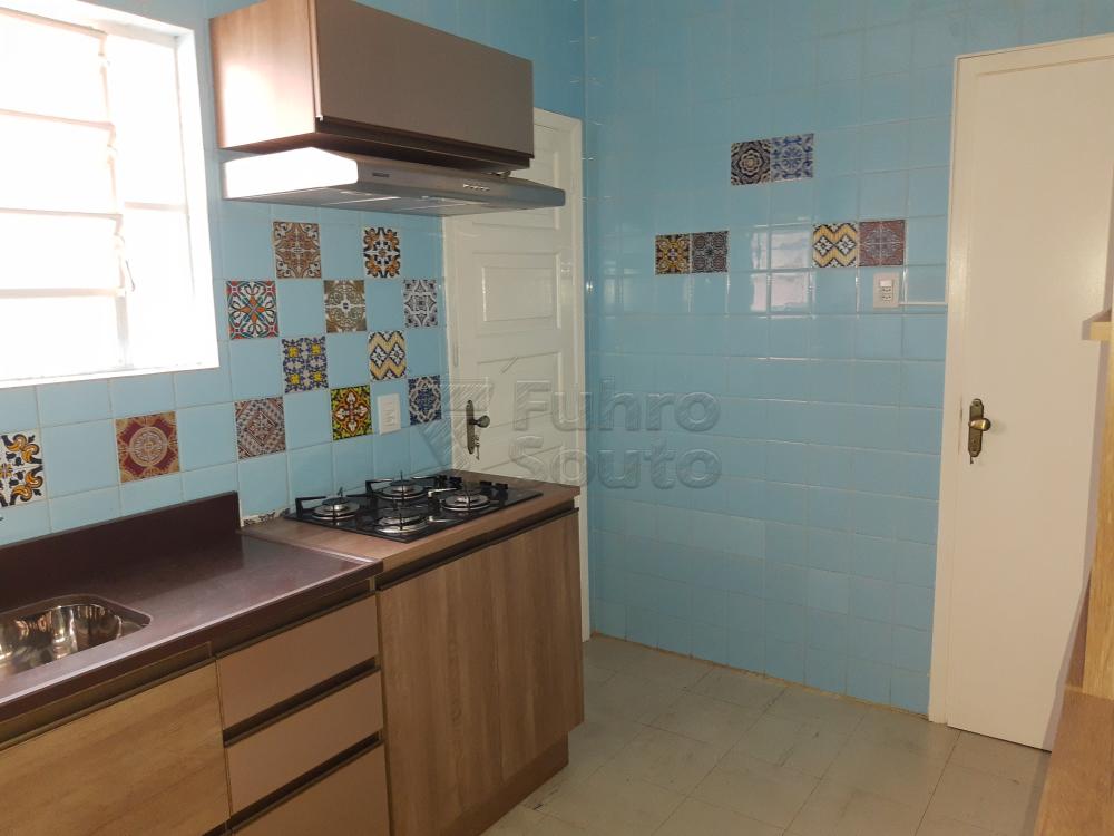 Alugar Apartamento / Padrão em Pelotas R$ 1.000,00 - Foto 13 Alugar Apartamento / Padrão em Pelotas R$ 1.000,00 - Foto 13
