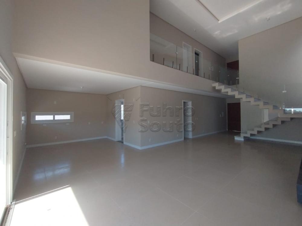 Comprar Casa / Condomínio em Pelotas R$ 1.455.000,00 - Foto 2 Comprar Casa / Condomínio em Pelotas R$ 1.455.000,00 - Foto 2