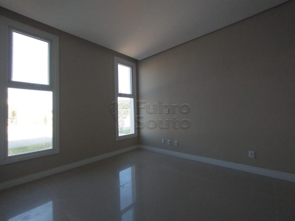 Comprar Casa / Condomínio em Pelotas R$ 1.455.000,00 - Foto 4 Comprar Casa / Condomínio em Pelotas R$ 1.455.000,00 - Foto 4