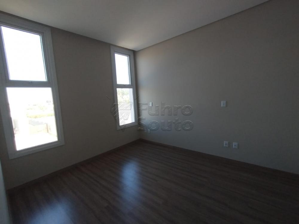 Comprar Casa / Condomínio em Pelotas R$ 1.455.000,00 - Foto 10 Comprar Casa / Condomínio em Pelotas R$ 1.455.000,00 - Foto 10