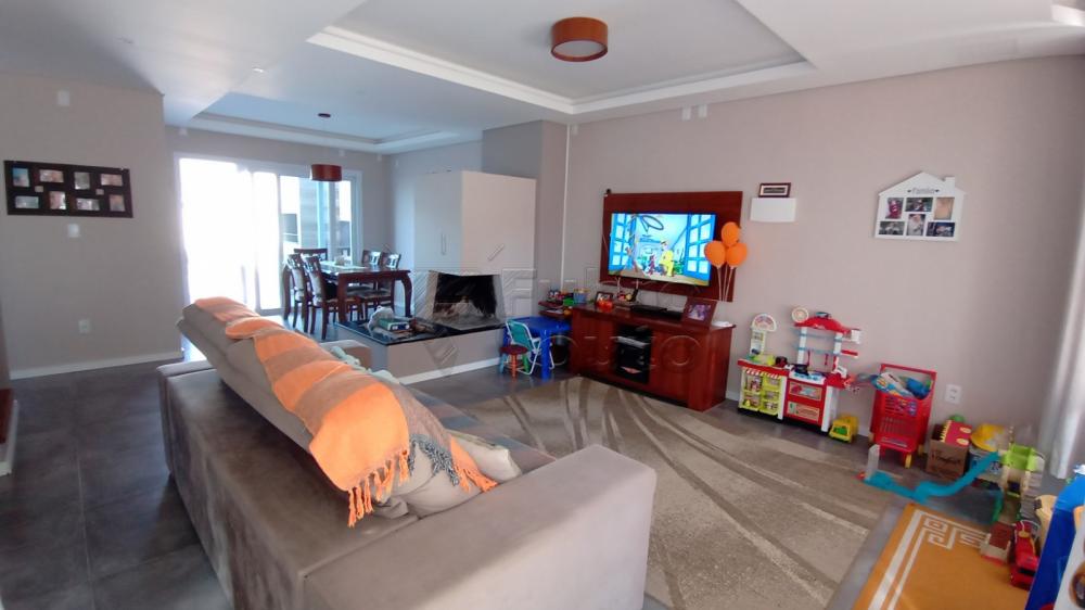 Comprar Casa / Padrão em Pelotas R$ 850.000,00 - Foto 2 Comprar Casa / Padrão em Pelotas R$ 850.000,00 - Foto 2