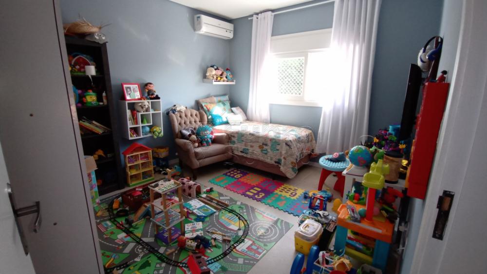 Comprar Casa / Padrão em Pelotas R$ 850.000,00 - Foto 12 Comprar Casa / Padrão em Pelotas R$ 850.000,00 - Foto 12
