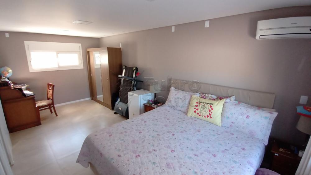 Comprar Casa / Padrão em Pelotas R$ 850.000,00 - Foto 6 Comprar Casa / Padrão em Pelotas R$ 850.000,00 - Foto 6