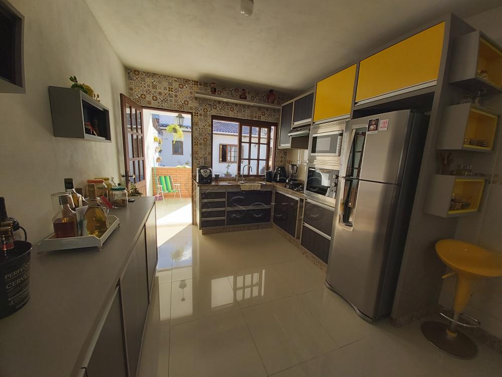 Comprar Casa / Padrão em Pelotas R$ 470.000,00 - Foto 4 Comprar Casa / Padrão em Pelotas R$ 470.000,00 - Foto 4