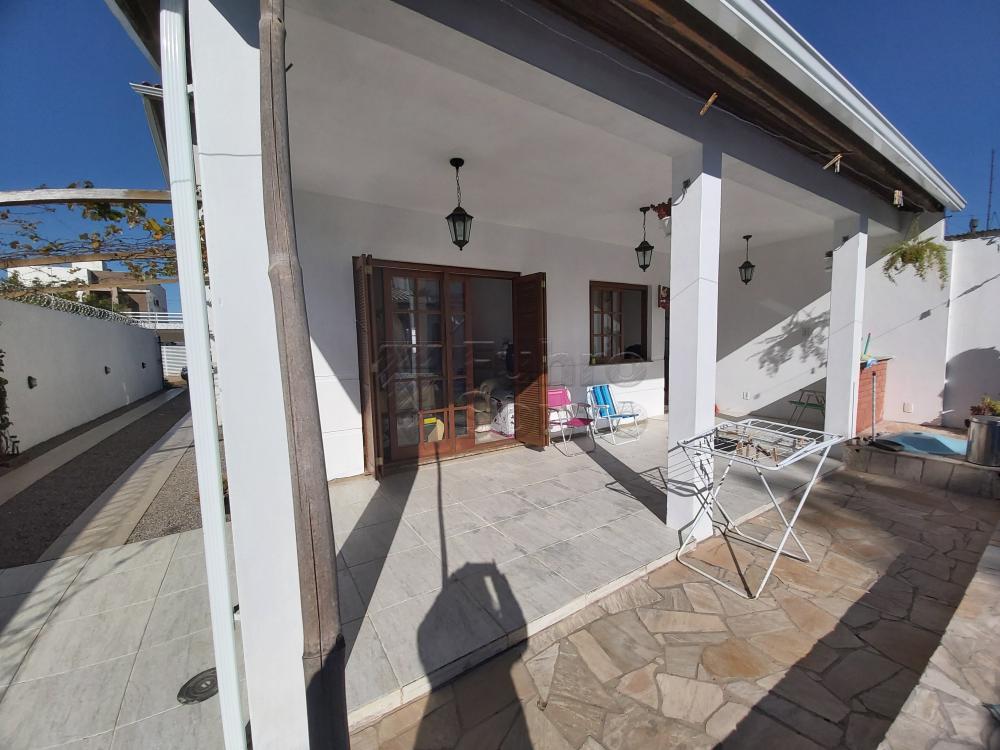Comprar Casa / Padrão em Pelotas R$ 470.000,00 - Foto 11 Comprar Casa / Padrão em Pelotas R$ 470.000,00 - Foto 11