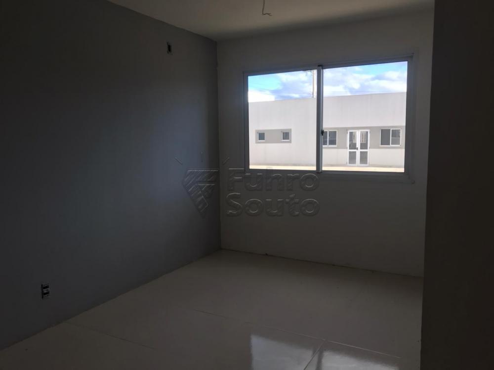 Comprar Apartamento / Padrão em Pelotas R$ 127.680,00 - Foto 6